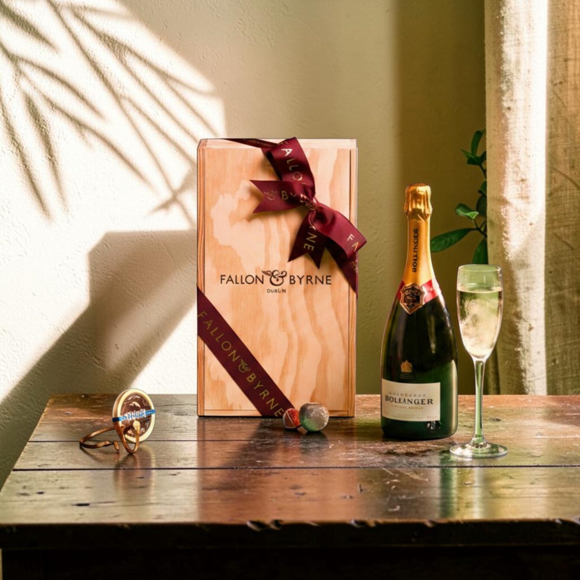 luxury gift hamper containing champagne and caviar